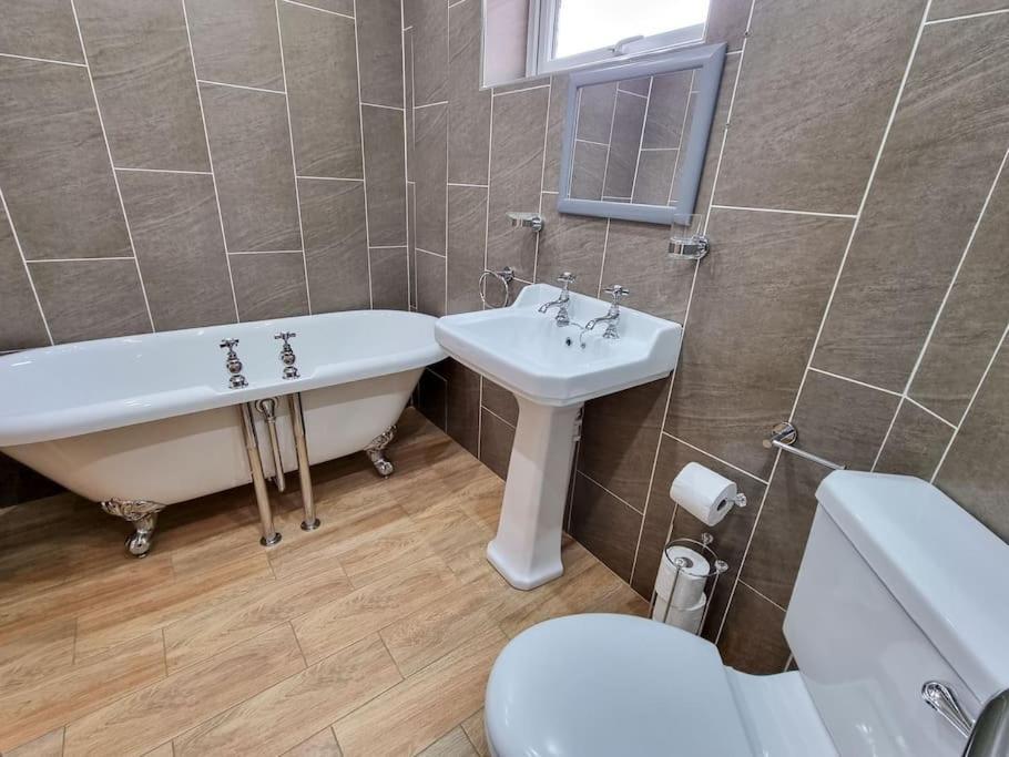 Stunning Family Home Close To The City Centre Μάντσεστερ Εξωτερικό φωτογραφία